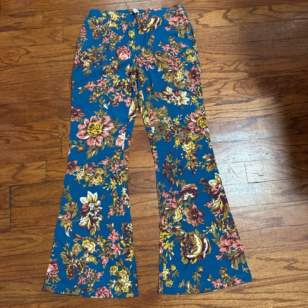 Tavik‎ Blue Floral Pants